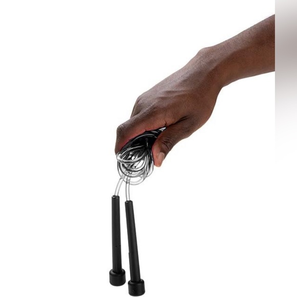 🆕 Black Adjustable Jump Rope by Mind Reader - Picture 3 of 3